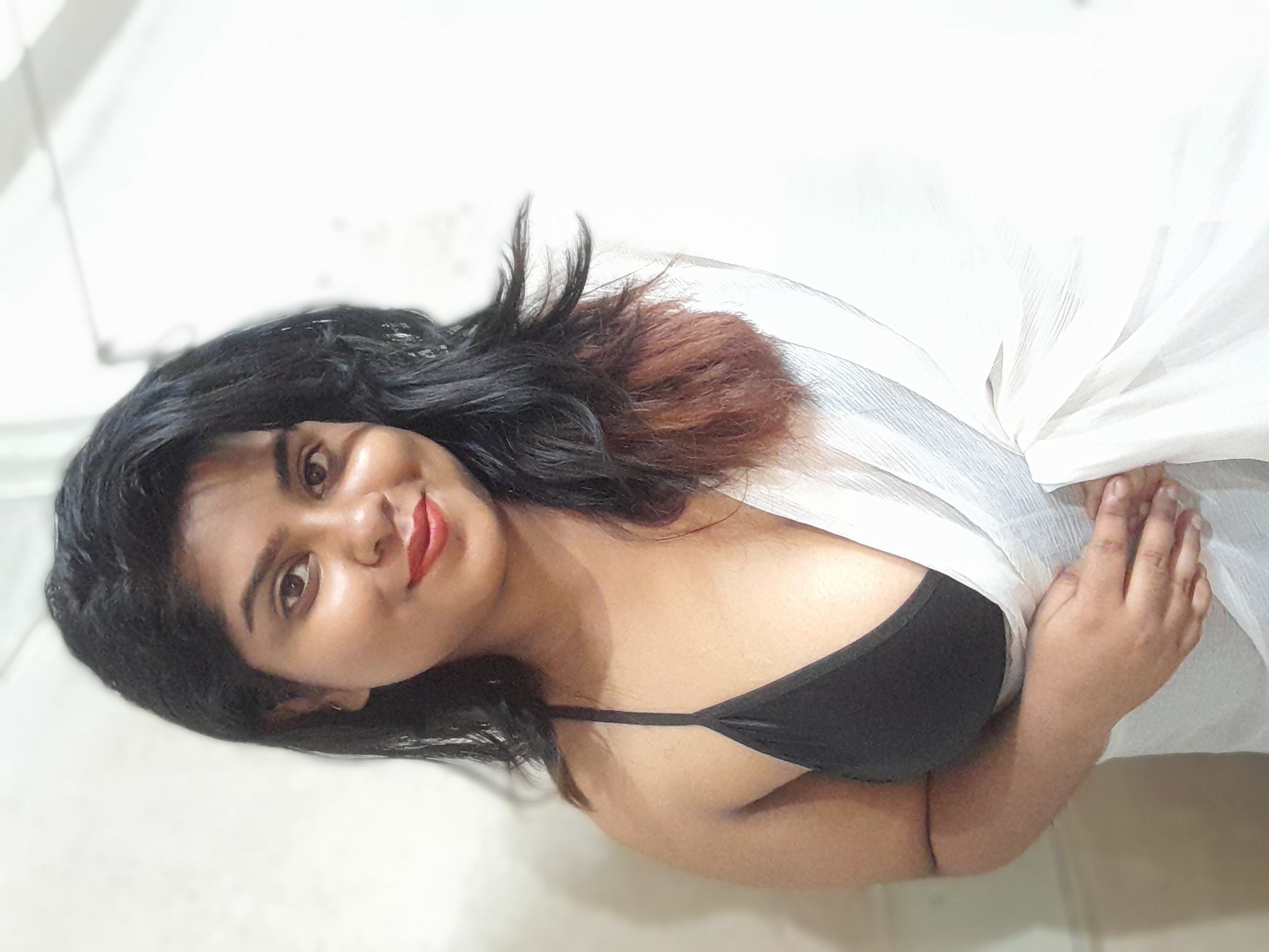 No Makeup Photo
