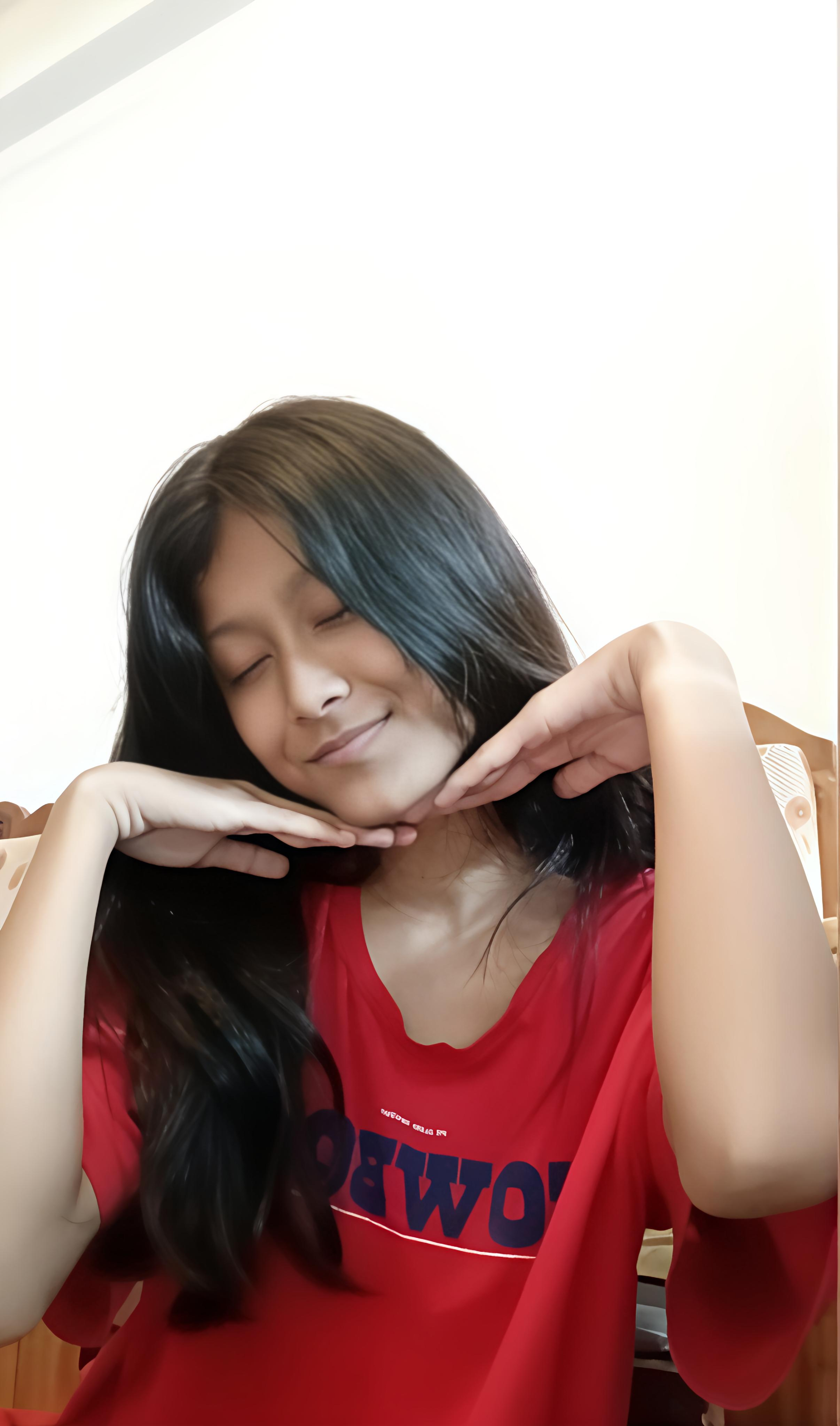 No Makeup Photo