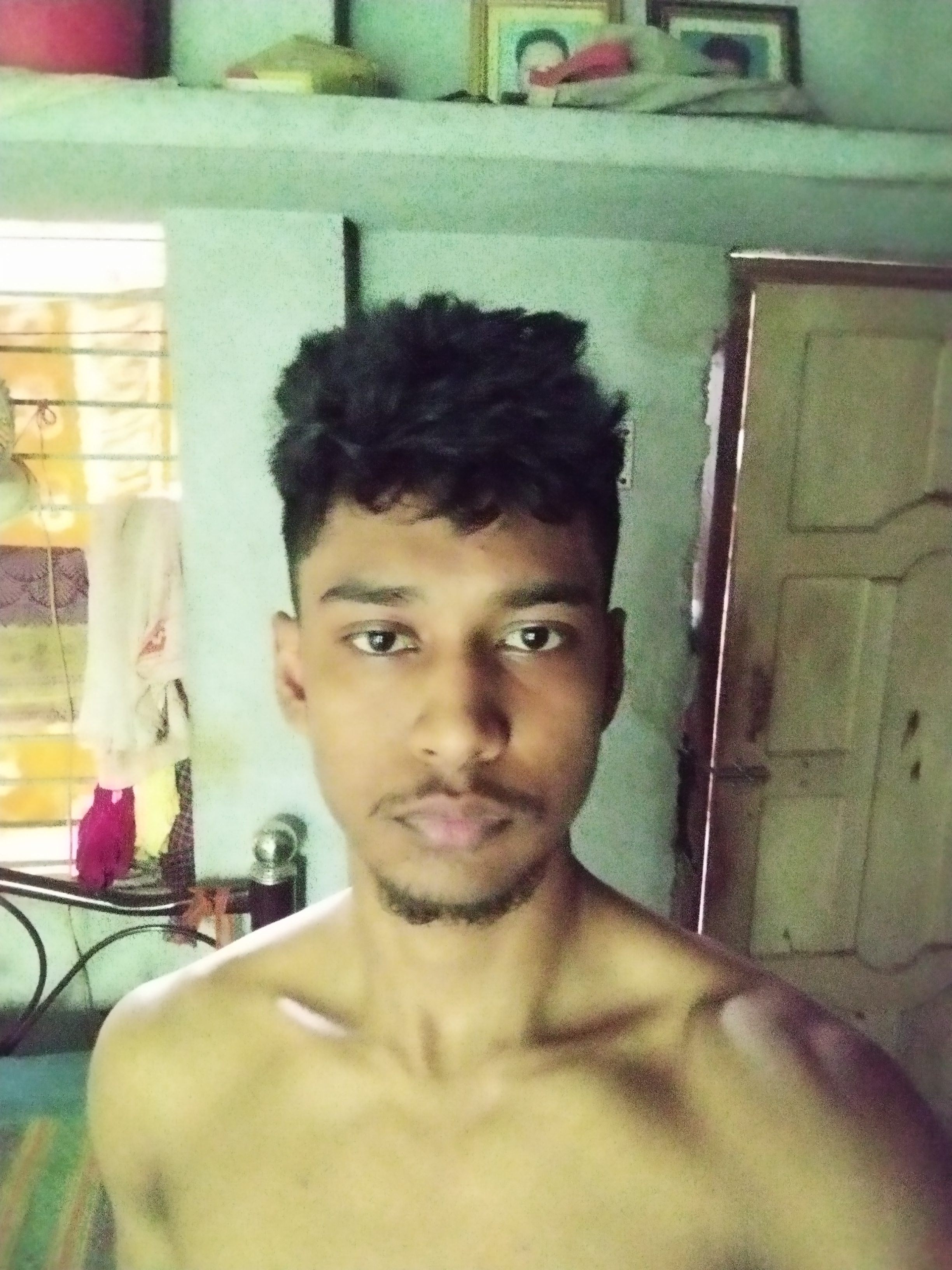 No Makeup Photo