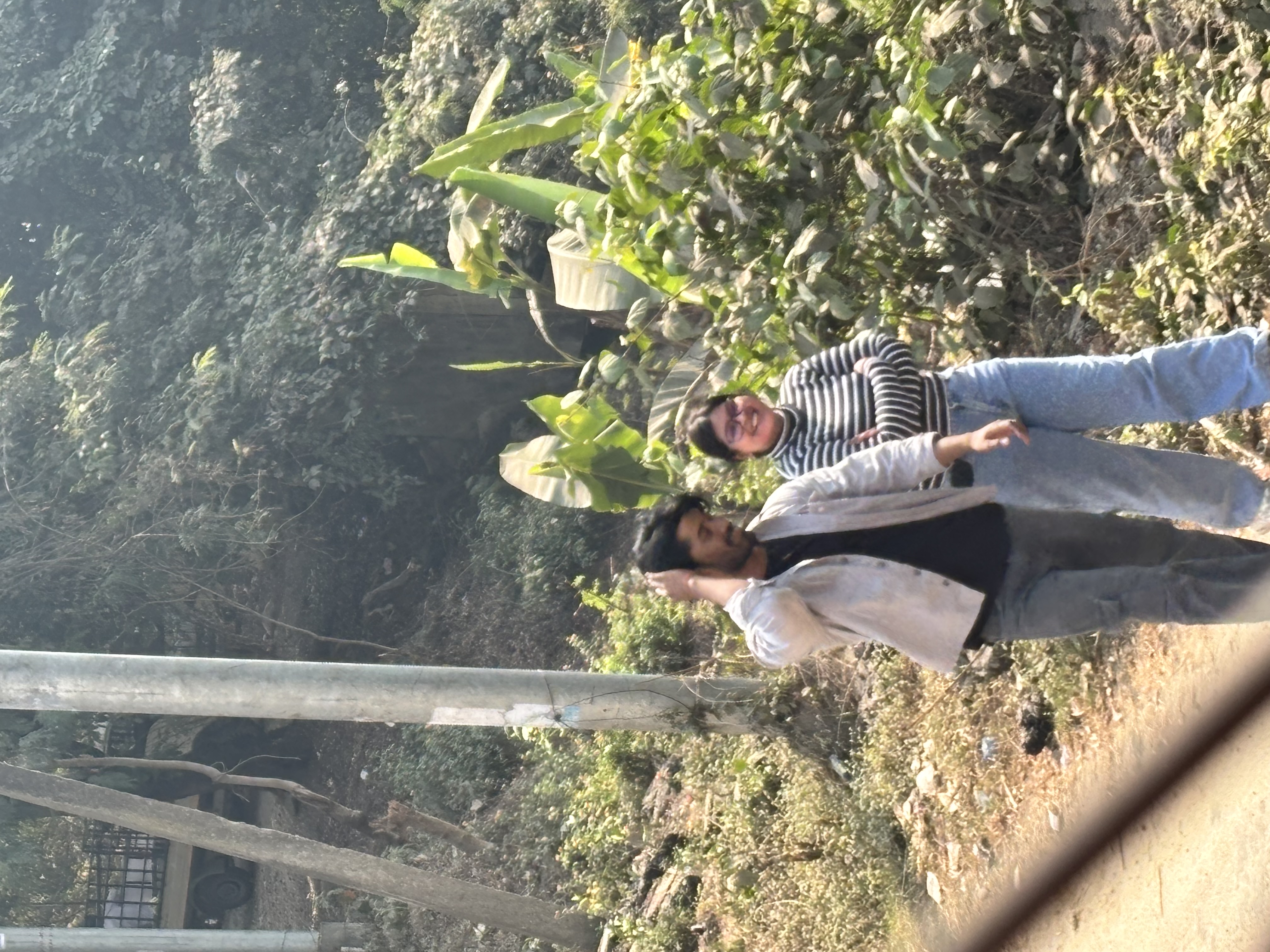 Suzali Rana - no makeup